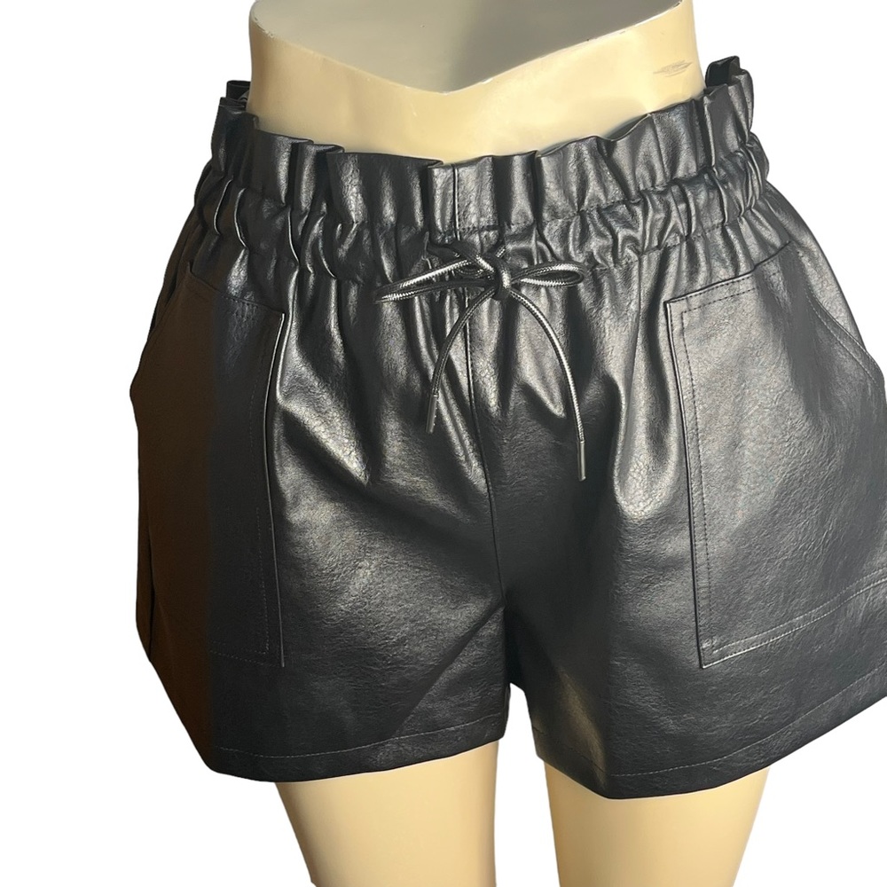 QIANXIZHAN Women's Leather Shorts, Faux High Waisted Wide Leg Sexy Short…